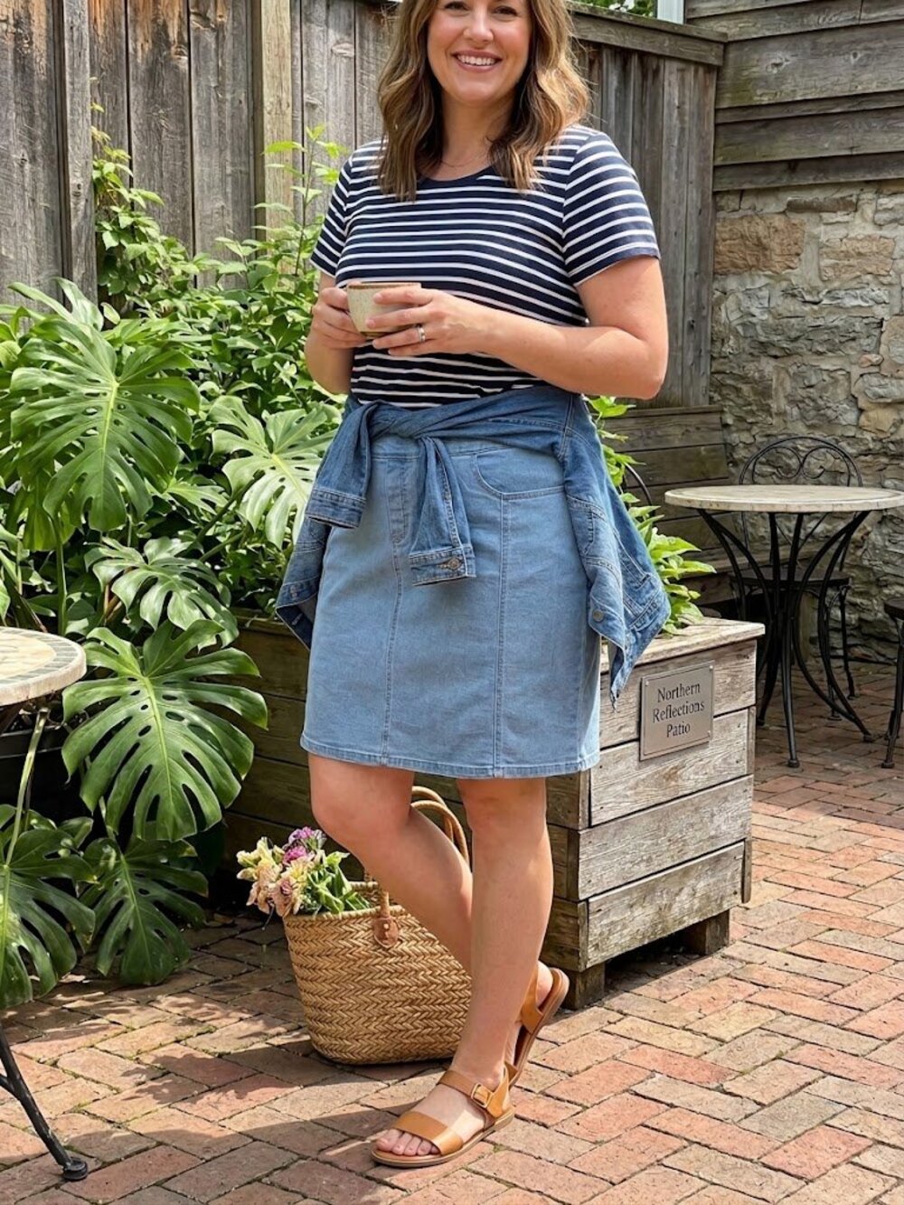 NWT Northern Reflections Light Wash Denim Jean Skort - Size XL